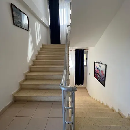 Garden Albania * Golem (Tirana)