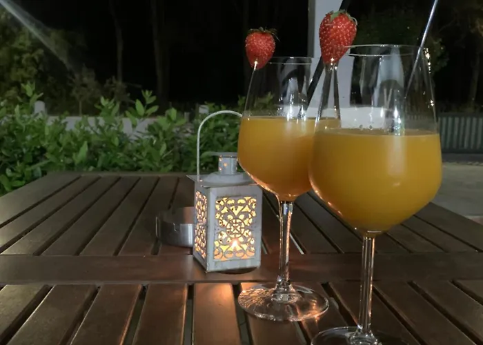 Hostal Garden Albania Golem (Tirana)